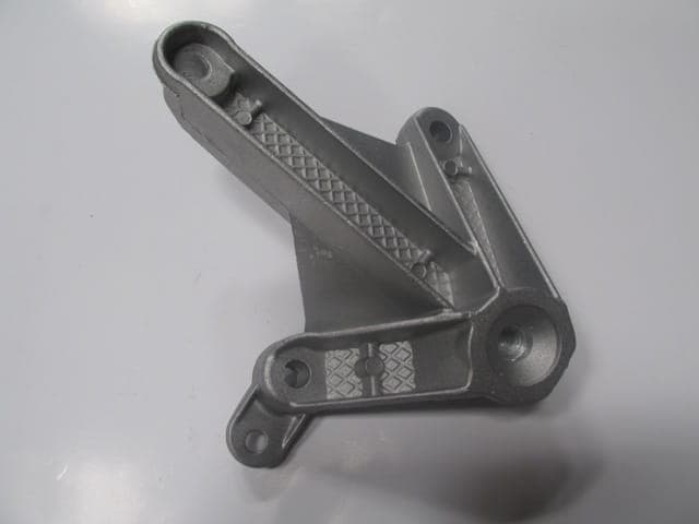 DACIA SANDERO- 09/12; MOTOR TAKOZU BAĞLANTI KULAĞI 1.5DCI thumbnail 2