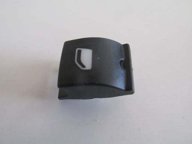 CITROEN C ELYSEE- 17/24; ÖN/ARKA CAM DÜĞME BUTONU SAĞ/SOL ADET (1/2)