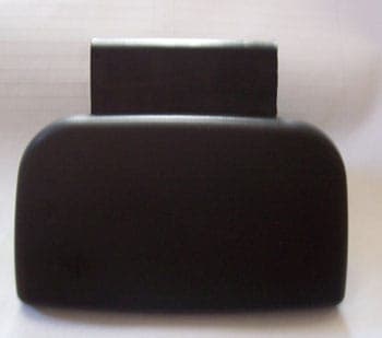 PEUGEOT PARTNER- 03/09; BAGAJ KAPAĞI DIŞ AÇMA KOLU (PÜTÜRLÜ SİYAH) (İKİ KAPILI TİP) (PLEKSAN) (1/1)