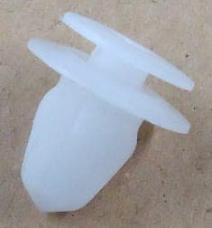 MITSUBISHI CANTER- FE635/659- 98/06; KAPI DÖŞEMESİ KLİPSİ (TW) (1/1)