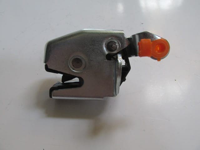 FIAT DOBLO- 01/05; BAGAJ KİLİDİ ÜST SOL (ÇİFT KAPI) (1/2)