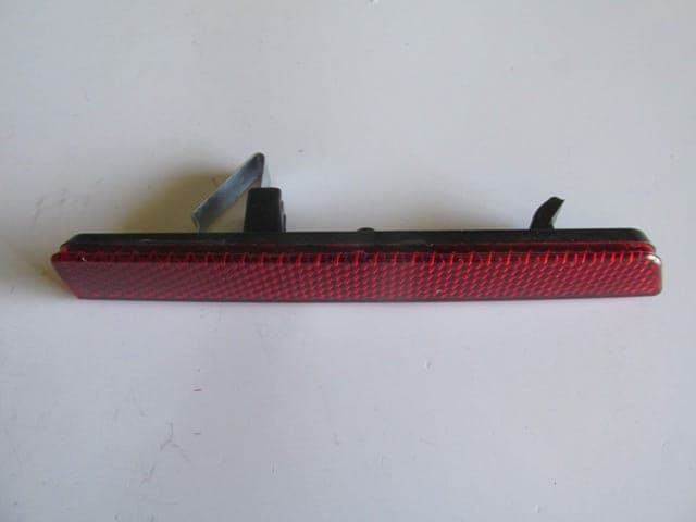 FIAT DOBLO- 11/15; ARKA TAMPON REFLEKTÖRÜ SOL (1/2)