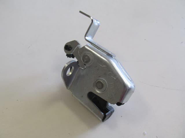 PEUGEOT BIPPER- 08/17; BAGAJ KİLİDİ ÜST SAĞ/SOL AYNI (ADET) (ÇİFT KAPI) thumbnail 2