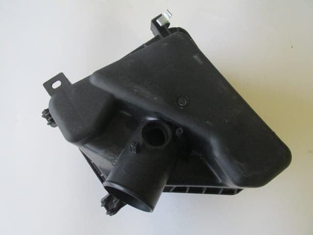 TOYOTA COROLLA- E150- 07/10; HAVA FİLTRE KUTUSU (KABİNİ) (DİZEL TİP) (1/4)