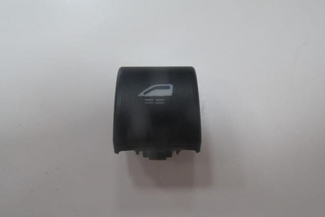 BMW 3 SERI- E46- SD- 98/01; ÖN/ARKA CAM DÜĞME BUTONU SAĞ/SOL AYNI (ADET) (1/2)