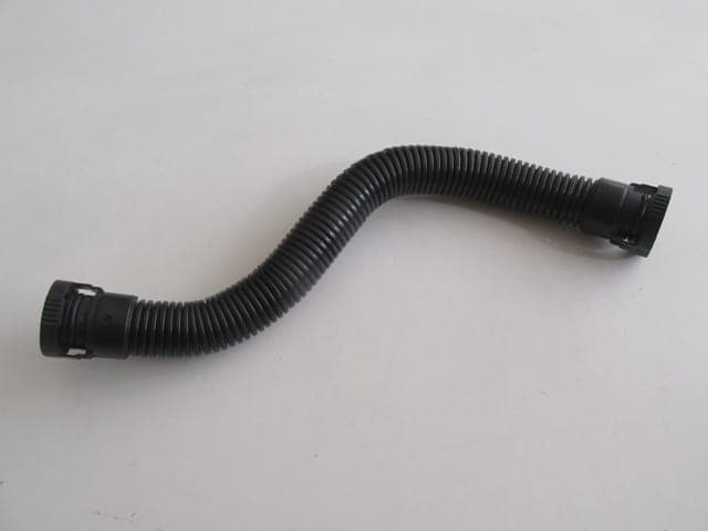 BMW 1 SERI- F20- 12/15; HAVA TAHLİYE HORTUMU (1/2)