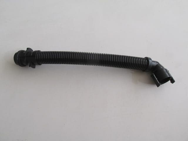 BMW 1 SERI- F20- 15/19; TEMİZ HAVA BORUSU (1/2)