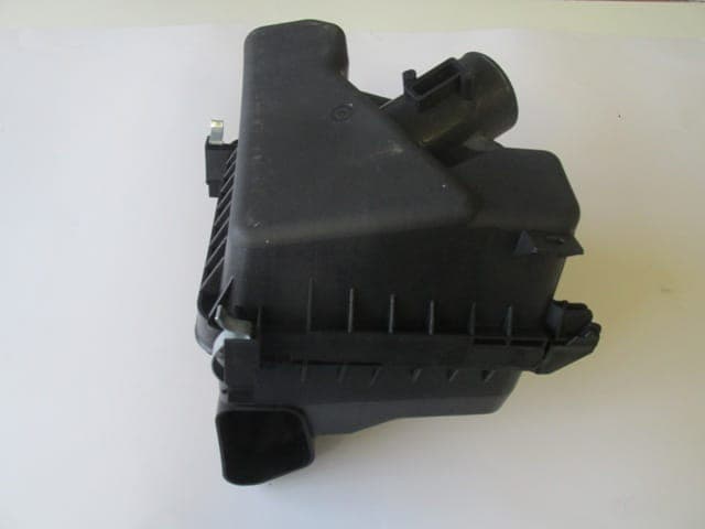 TOYOTA COROLLA- NDE180- 13/18; HAVA FİLTRE KUTUSU (KABİNİ) (DİZEL TİP) thumbnail 3