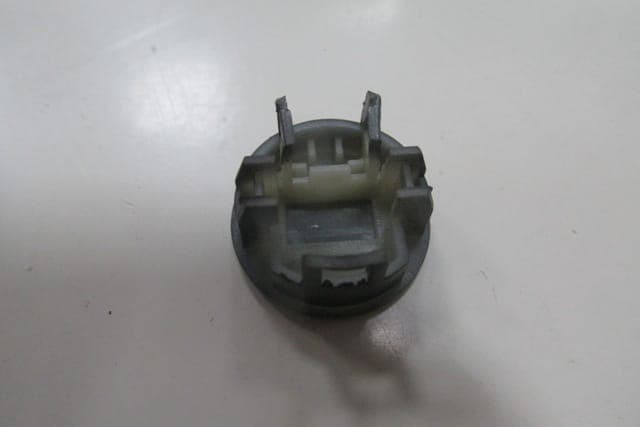 BMW 5 SERI- E60- 04/10; KLİMA AÇMA KAPAMA DÜĞMESİ thumbnail 2