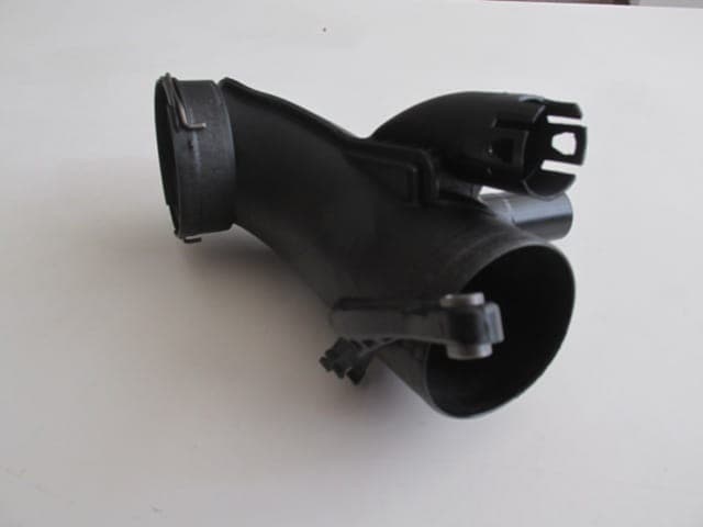 BMW 5 SERI- F10- 10/16; HAVA FİLTRESİ GİRİŞ HORTUMU thumbnail 2