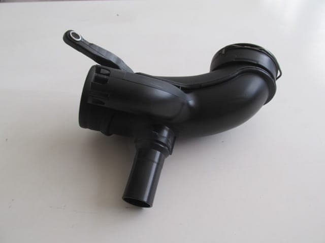 BMW 5 SERI- F10- 10/16; HAVA FİLTRESİ GİRİŞ HORTUMU thumbnail 4