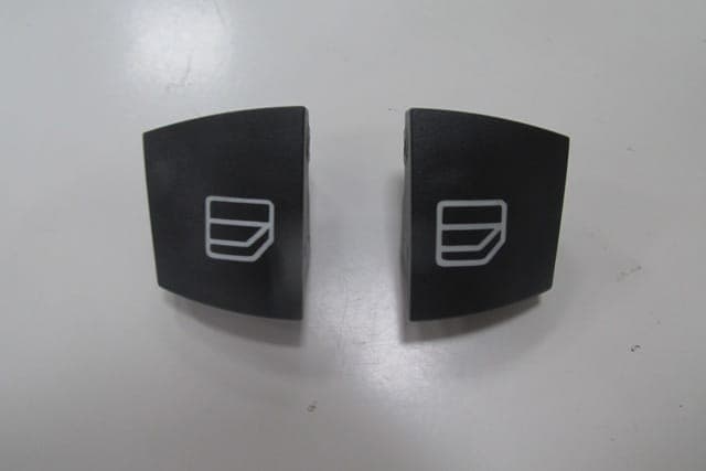MERCEDES E CLASS- W211- 03/06; ÖN SOL KAPI SAĞ/SOL AÇMA DÜĞME BUTONU SET (2 PARÇA) (1/2)