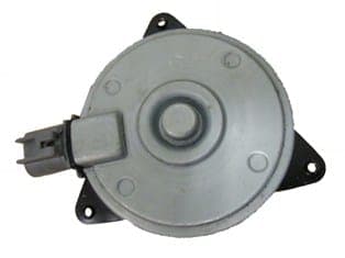 TOYOTA YARIS- 00/02; RADYATÖR FAN MOTORU 1,3cc (1/3)