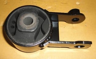 TOYOTA YARIS- 06/11; MOTOR TAKOZU ARKA SAĞ 1,5CC (TENACITY) (1/3)