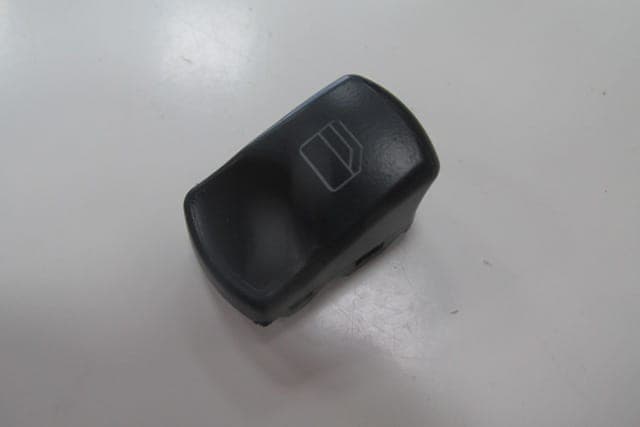 MERCEDES SPRINTER- 13/18; ÖN/ARKA CAM DÜĞME BUTONU SAĞ thumbnail 2