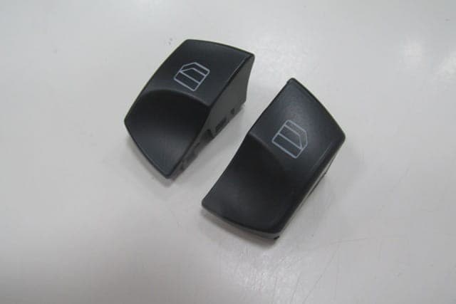 MERCEDES SPRINTER- 13/18; ÖN SOL KAPI SAĞ/SOL AÇMA DÜĞME BUTONU SET (2 PARÇA) thumbnail 2