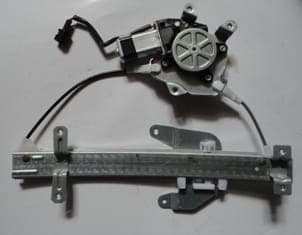 NISSAN MAXIMA- A33- 03/06; ARKA CAM KRİKOSU SOL ELEKTRİKLİ/MOTORLU 2FİŞLİ (1/2)