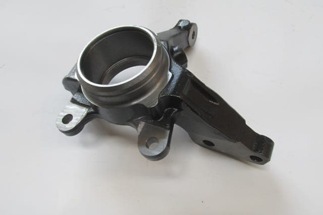 NISSAN MICRA- K13- 13/18; ÖN AKS TAŞIYICI SAĞ (ABS Lİ) (1/3)