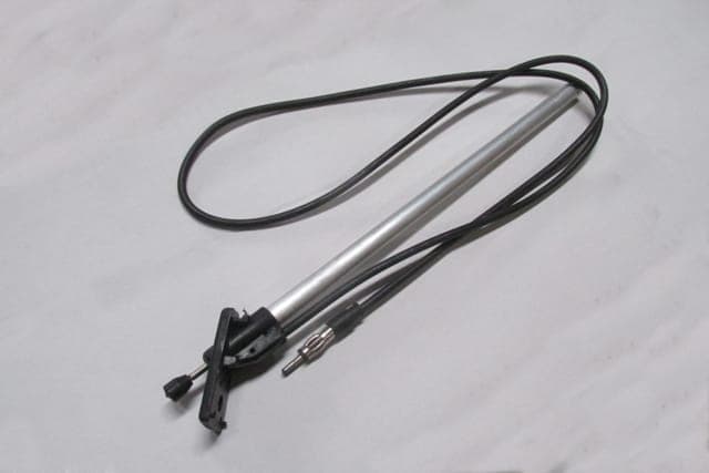 NISSAN PICK UP- D21- 89/97; ANTEN (ÇAMURLUĞA TAKILAN) (TYG) thumbnail 2