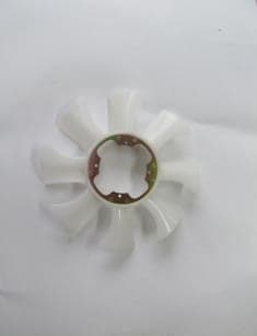 NISSAN PICK UP- D21- 89/97; FAN KANADI (TD25) 2.5CC (KÜÇÜK TERMİĞE TAKILAN) (8KANAT) (FPI) (1/3)