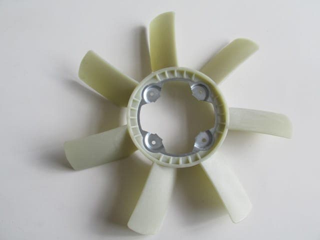 NISSAN PICK UP- NAVARA- 06/14; FAN KANADI 7 KANAT (1/2)