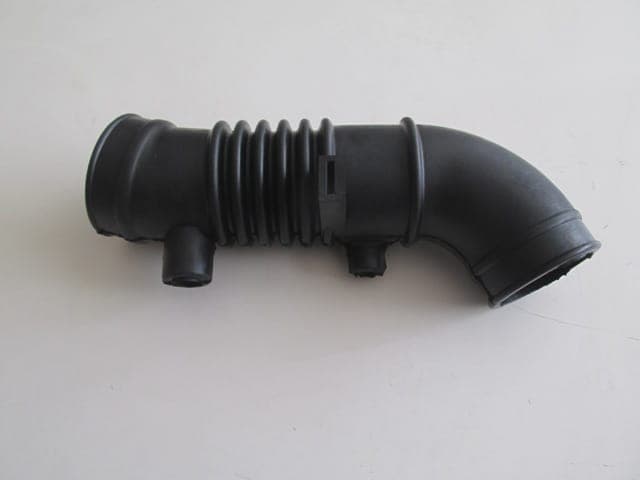 MAZDA 323- FAMILIA- 95/97; HAVA FİLTRE HORTUMU 1.8CC (1/3)