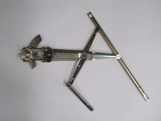 HONDA CIVIC- HB- 92/95; ÖN CAM KRİKOSU SAĞ MANUEL (TW) (1/2)