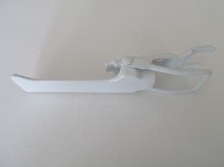 SUZUKI CARRY- 90/98; BAGAJ KAPAĞI YAN AÇMA KOLU SAĞ BEYAZ (KAMYONET TİPİ) (HUSHAN) thumbnail 2