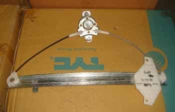 HYUNDAI ACCENT- MILENYUM- 00/02; ÖN CAM KRİKOSU SAĞ MANUEL (HUSHAN) thumbnail 2