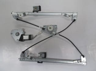 HYUNDAI I30- 07/12; ÖN CAM KRİKOSU SAĞ ELEKTRİKLİ/MOTORLU (TW) (1/2)