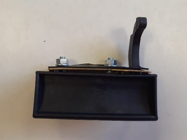 HYUNDAI H100- MİNİBÜS- 97/08; BAGAJ KAPAĞI DIŞ AÇMA KOLU SİYAH (1/2)