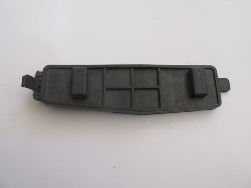 HYUNDAI I20- 13/14; POLEN FİLTRE KAPAĞI (1/2)