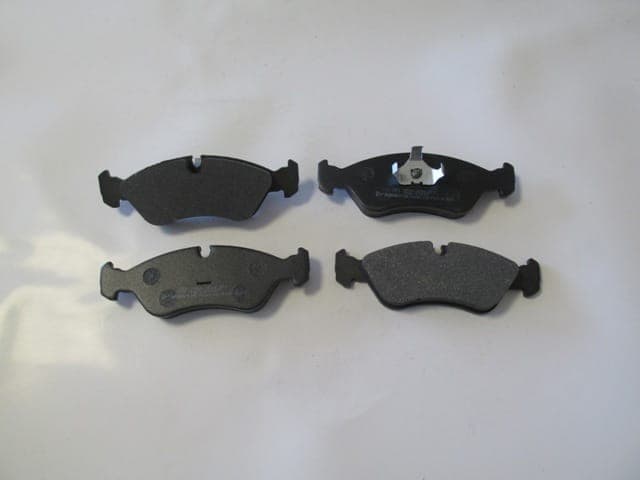 DAEWOO ESPERO- 96/97; ÖN FREN BALATASI (KABLOSUZ)(DİSK) (156,2X52,3X17) (BRAMAX) thumbnail 2