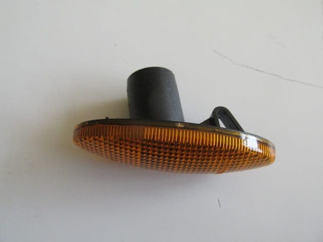 OPEL VECTRA- B- 96/99; ÇAMURLUK SİNYALİ SARI SAĞ/SOL AYNI (ADET) thumbnail 2