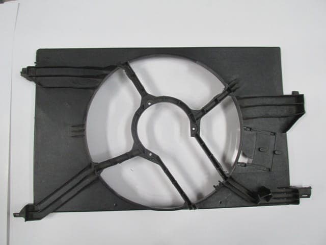 OPEL VECTRA- C- 03/05; RADYATÖR FAN DAVLUMBAZI BOŞ GÖVDE (1/2)