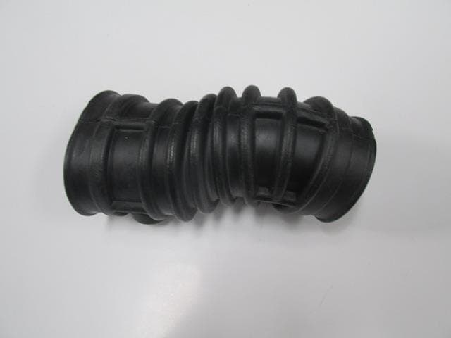 OPEL CORSA- B- 93/00; HAVA FİLTRE HORTUMU (1/2)