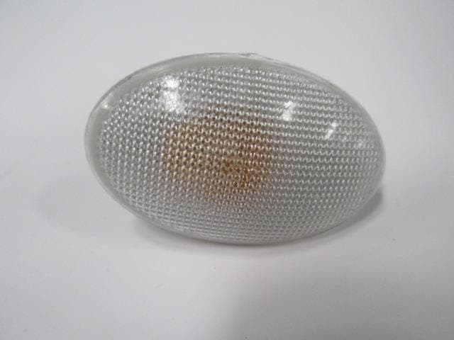 OPEL CORSA- C- 04/06; ÇAMURLUK SİNYALİ FÜME SAĞ/SOL AYNI (ADET) (1/2)