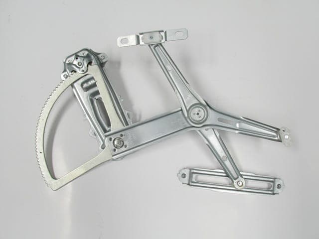 OPEL CORSA- C- 00/03; ÖN CAM KRİKOSU SAĞ MANUEL (HUSHAN) (1/3)