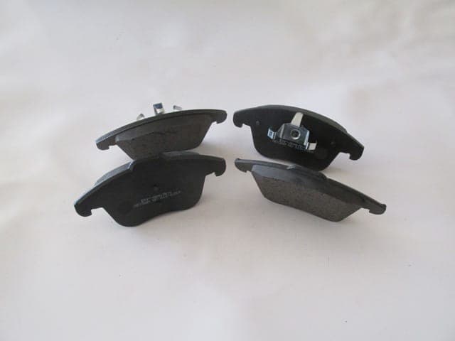 VOLVO S60- 10/13; ÖN FREN BALATASI (DİSK) T3/T4/T5/T6 (156.4x72x19/155,2x66,7x20)(BRAMAX) thumbnail 3