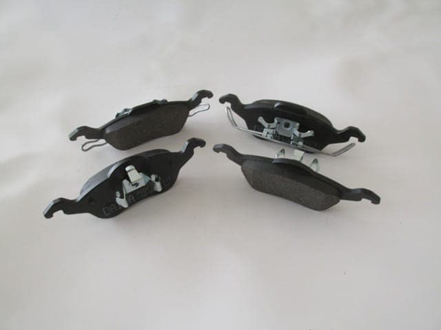 FORD FOCUS- SD/HB- 98/05; ÖN FREN BALATASI 1,4/1,6/1,8/2,0 (DİSK) (178X58,5X18/178X60,6X18) (BRAMAX) thumbnail 3