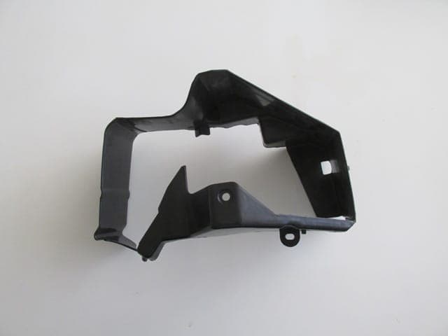FORD FOCUS- SD/HB- 08/11; FREN TERTİBATI MUHAFAZA PLASTİĞİ ÇERÇEVESİ (BFN) (1/4)