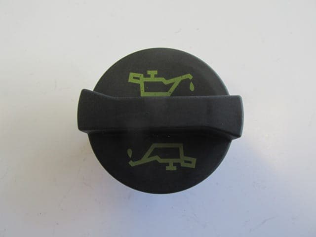 FORD FOCUS- SD/HB- 05/07; MOTOR YAĞ KAPAĞI 1.6cc (1/2)