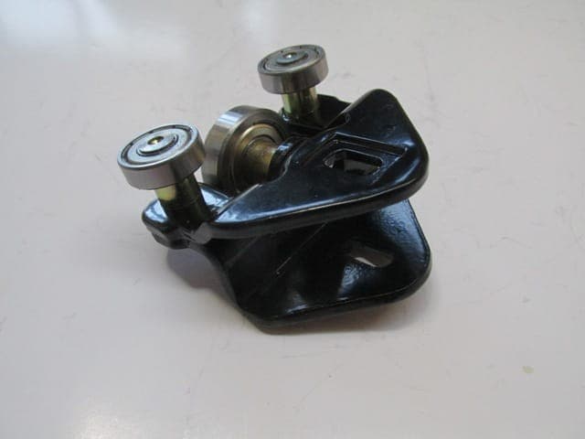 FORD TRANSIT CONNECT- 09/14; SÜRGÜLÜ KAPI ÜST RAY BAĞLANTISI SAĞ/SOL AYNI (ADET) thumbnail 2