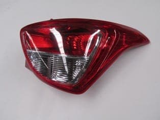 HYUNDAI I10- 13/16; STOP LAMBASI SAĞ KIRMIZI/BEYAZ (FAMELLA) thumbnail 2